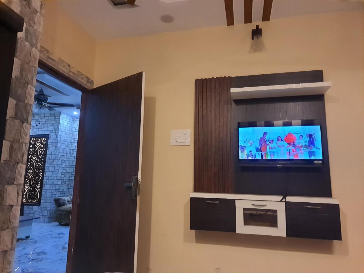 Divine Hotel & Banquet Hall Bhopal Extérieur photo